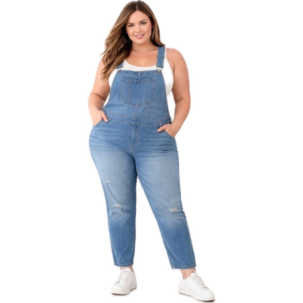 Torrid Women‎ Overall Jeans 18 Blue Denim Crop 25" Inseam Lightly disstressed